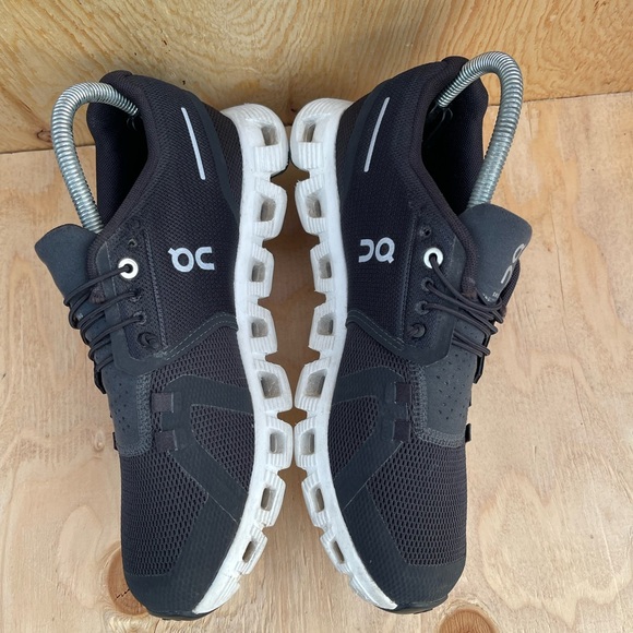 Women’s On Cloud 5 Running Shoes size 8 - Picture 6 of 10